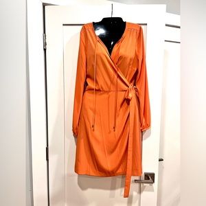 Ivanka Trump Wrap Dress 🍊🥻🍑